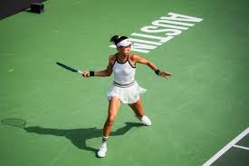 三分10中1+关键恶犯，狄龙搞砸20分大逆转！火箭8换1交易卖他有理